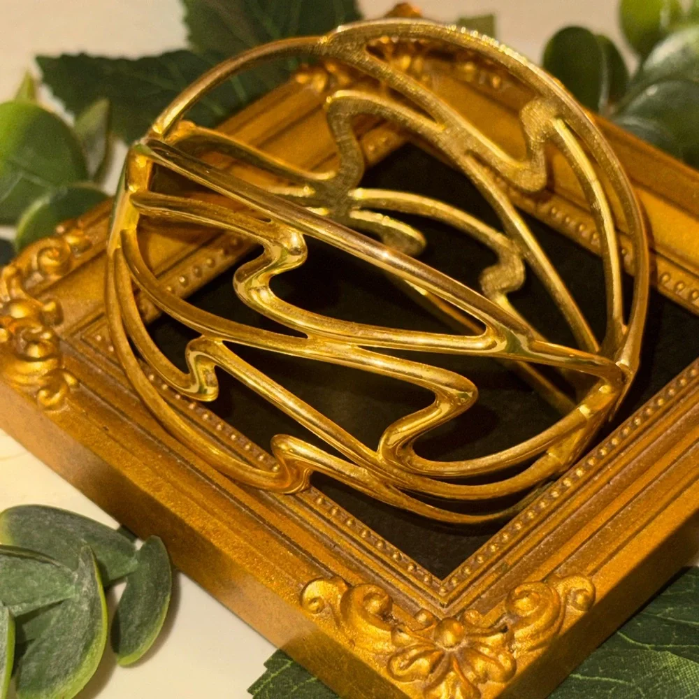 Vintage Modern Gold Tone Cuff Bracelet - Picture 14 of 16